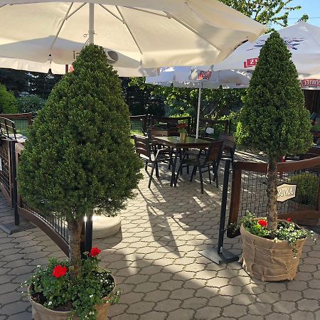 Bialy Kruk Otel Starogard Gdański Dış mekan fotoğraf