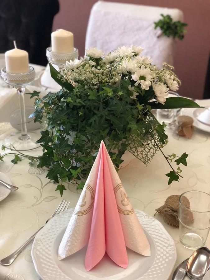 Bialy Kruk Otel Starogard Gdański Dış mekan fotoğraf