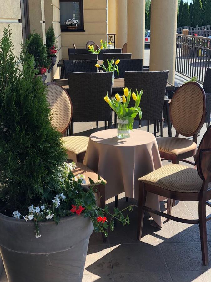 Bialy Kruk Otel Starogard Gdański Dış mekan fotoğraf